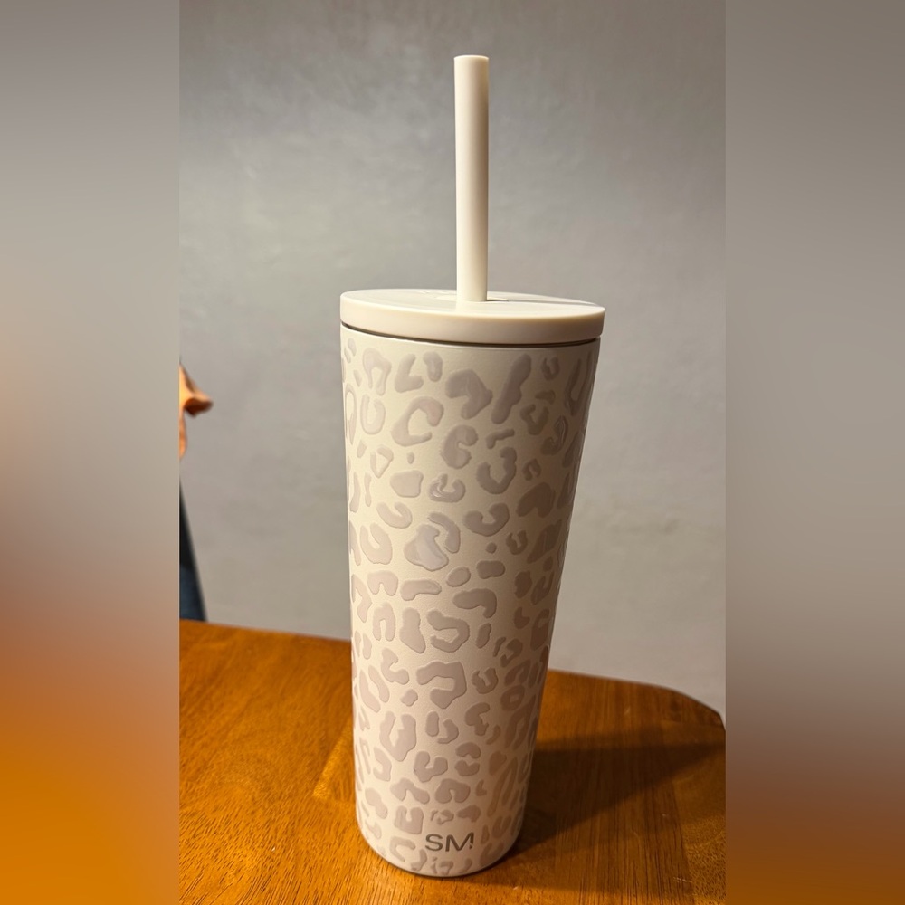 Simple Modern 24 oz cheetah tumbler
